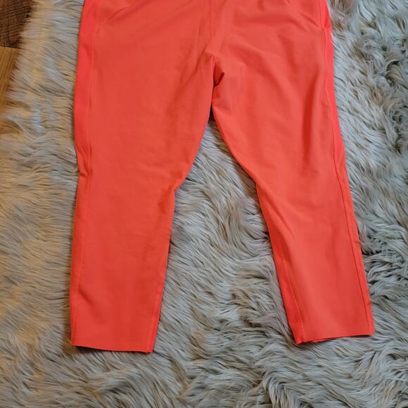 Athleta Women's Bright Orange Ultimate Dobby Mesh Capri Size Large - Picture 8 of 9